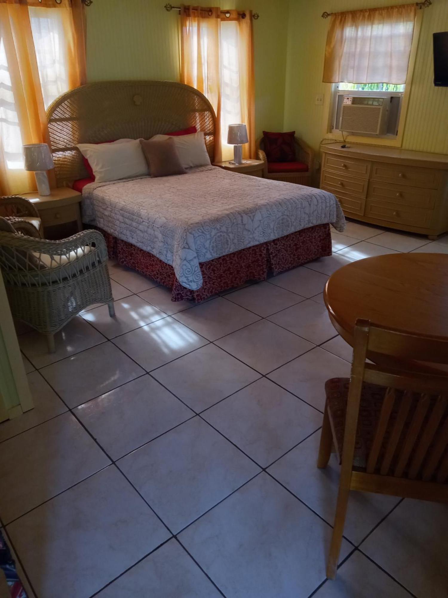 Apartment Unforgetable Gardens Falmouth Harbour Екстер'єр фото